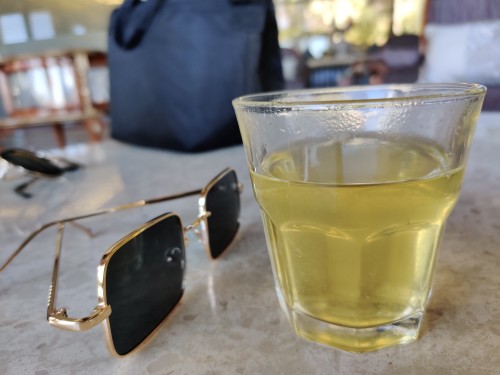 Lemon Tea with Goggles